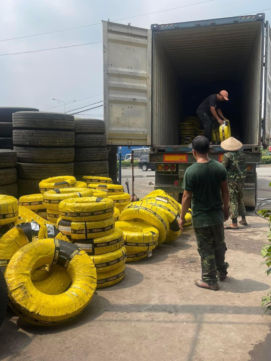 TRUNG TÂM SĂM LỐP Ô TÔ CHÍNH HÃNG - VÁ LỐP, THAY LỐP, RÁP LỐP LƯU ĐỘNG